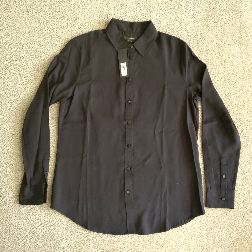 NWT Banana Republic women's black dress shirt